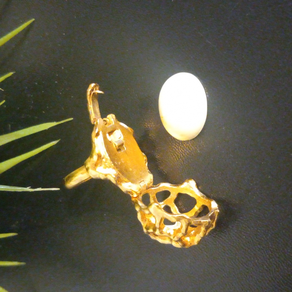 Trifari ring - Picture 9 of 12